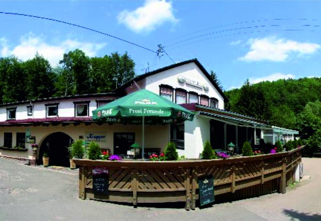 Hotel Kupper Eppenbrunn Exterior foto